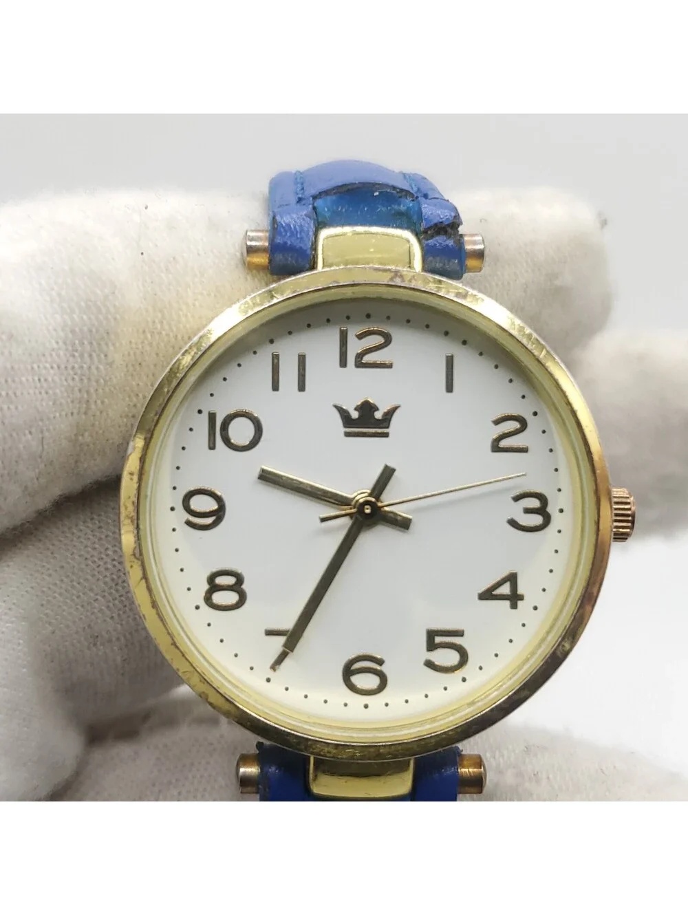 Accutime Quartz  Womens Watch 30mm Gold Tone Blue Leather Band New Battery